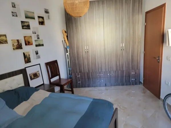 Tirane, shitet apartament 1+1+Aneks+Ballkon Kati 4, 75 m² 178.000 € (Komuna e Parisit)