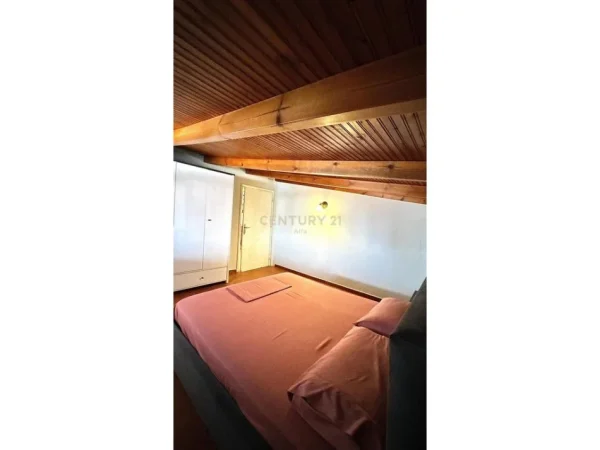 Tirane, jepet me qera Vile 3+1+Ballkon Kati 3, 170 m² 830 € (vilat gjermane)