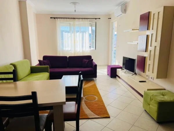 Tirane, jepet me qera 2+1 , (yzberisht)