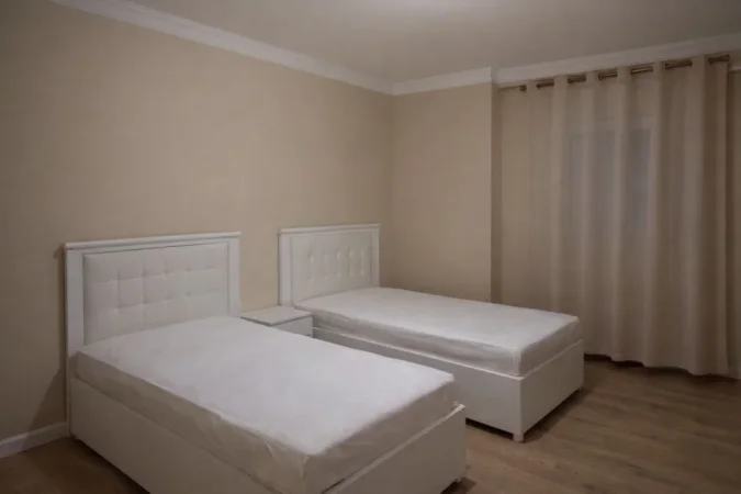 Tirane, jepet me qera apartament 2+1 Kati 3, 110 m² 500 € (Rruga Lidhja e Prizrenit)