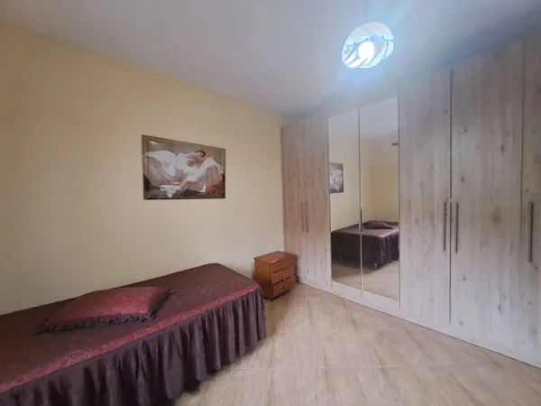 Tirane, jepet me qera Vile 2+1 Kati 2, 72 m² 520 € (Rruga Pandi Dardha)
