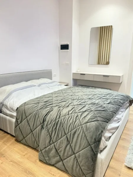 Tirane, jepet me qera apartament 1+1 Kati 1, 36 m² 380 € (Rruga Muhamet Deliu)