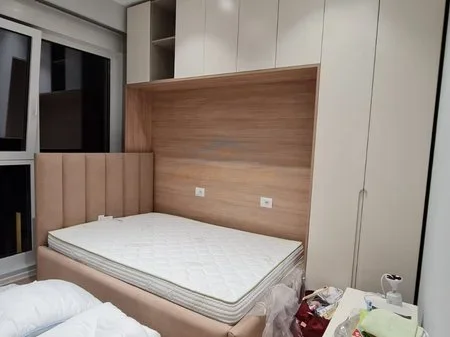 Tirane, jepet me qera apartament 2+1+Ballkon Kati 2, 105 m² 800 € 