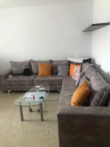Tirane, jepet me qera apartament 2+1 , 80 m² 450 € (laprake)