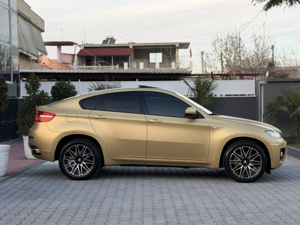 Fier, shes makine BMW X6-3.0 DIESEL-XHAMA TE ZINJ ORIGJINAL 8200 EURO OSE NDERROHET(E VESHUR ME LETER GOLD) Nafte, e argjendtë automatik Kondicioner 275.000 km 8.500 €