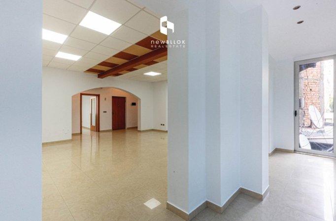 🔥Me Qera: Zyre 100 m² | Tribeca, (📍Blloku Rr. Vaso Pasha) || 900 €/Muaj || Lokacion Premium – Blloku