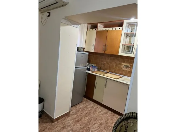 Tirane, jepet me qera apartament 3+1+Ballkon Kati 2, 71 m² 500 € (allias pranej rajonit nr.4)