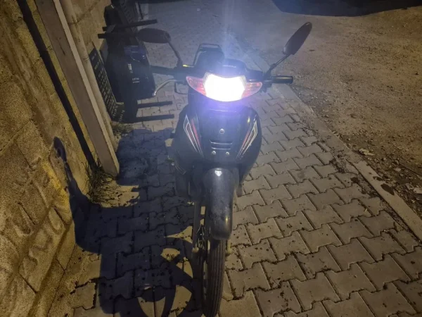 Tirane, shitet motor Vodena , e zeze 8.000 km 600 €