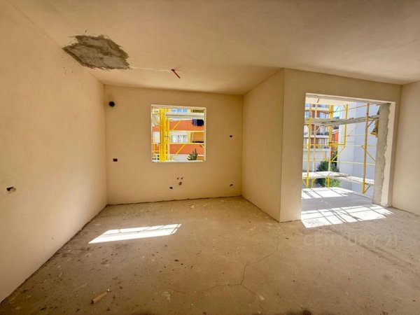 Tirane, shes apartament 1+1+Aneks+Ballkon Kati 5, 85 m² 185.900 € 