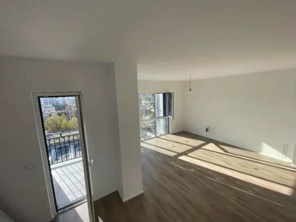 Tirane, shes apartament 1+1+Aneks+Ballkon Kati 8, 82 m² 180.000 € (Emerald Center)