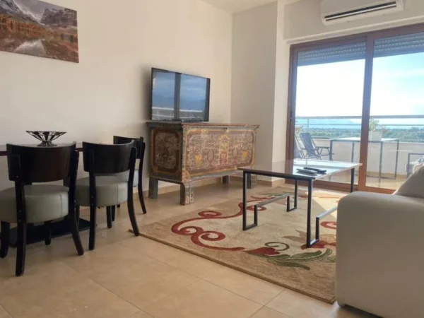 Shkoder, jepet me qera apartament 3+1+Ballkon Kati 4, 500 € (Tek Bexhisteni)