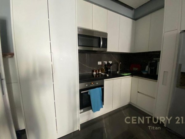 Tirane, shes apartament 2+1+Aneks+Ballkon Kati 3, 110 m² 250.000 € (Vila Gold)