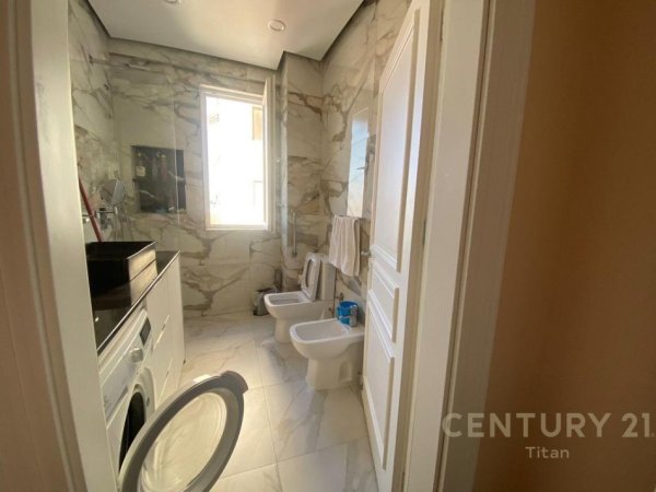 Tirane, shes apartament 2+1+Aneks+Ballkon Kati 3, 110 m² 250.000 € (Vila Gold)