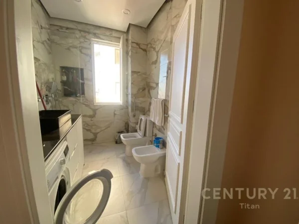 Tirane, shes apartament 2+1+Aneks+Ballkon Kati 3, 110 m² 250.000 € (Vila Gold)