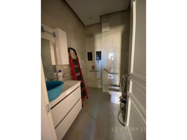 Tirane, shes apartament 2+1+Aneks+Ballkon Kati 3, 110 m² 250.000 € (Vila Gold)