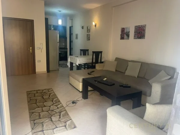 Tirane, shes apartament 1+1+Aneks+Ballkon Kati 3, 73 m² 176.000 € (Rruga Bardhyl)