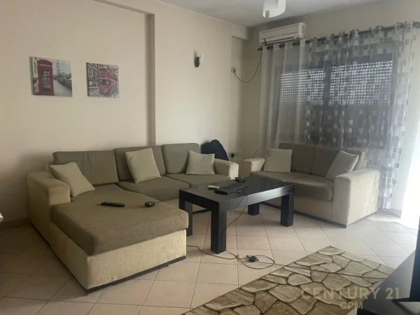 Tirane, shes apartament 1+1+Aneks+Ballkon Kati 3, 73 m² 176.000 € (Rruga Bardhyl)