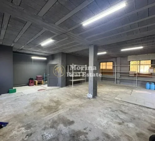Tirane, jepet me qera ambjent biznesi Kati 0, 110 m² 650 € (Don Bosko)