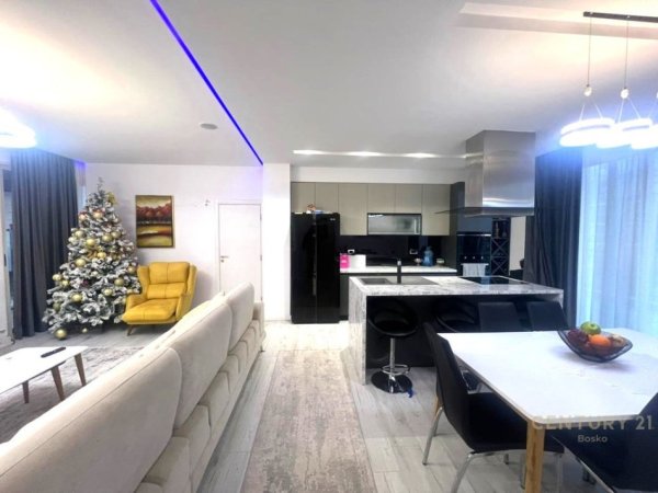 Tirane, shes apartament+verande | Penthouse 2+1+Aneks+Ballkon Kati 4, 200 m² 280.000 € (Kompleksi Tom Doshi)