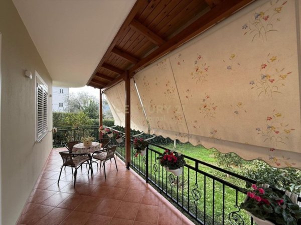 Tirane, shes Vile 3 Katshe Kati 3, 310 m² 350.000 € (Vaqarr)