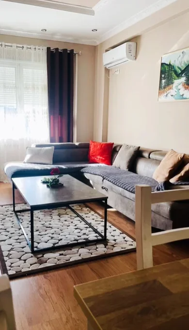 Tirane, jepet me qera apartament 2+1 Kati 5, 100 m² 1.000 € (KOPSHTI ZOOLOGJIK)