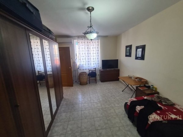 Tirane, shes apartament 4+1+Aneks+Ballkon Kati 5, 110 m² 237.600 € 