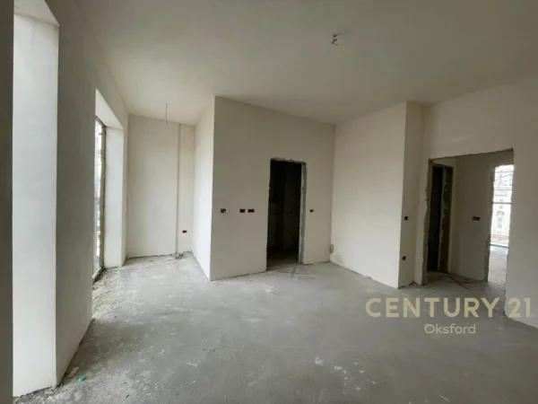 Tirane, shes apartament 2+1+Aneks+Ballkon Kati 6, 116 m² 226.000 € 