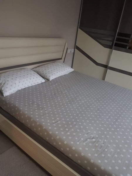 Tirane, jepet me qera nga Pronari, pa-komision apartament 1+1+Ballkon Kati 1, 78 m² 580 €