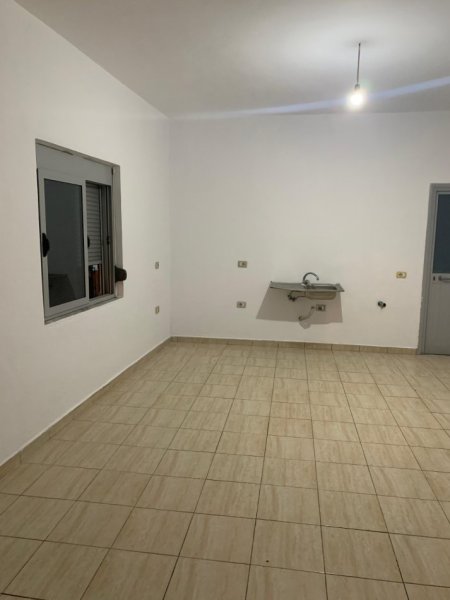 Tirane, jepet me qera ambjent biznesi Kati 0, 30 m² 280 € (institut)