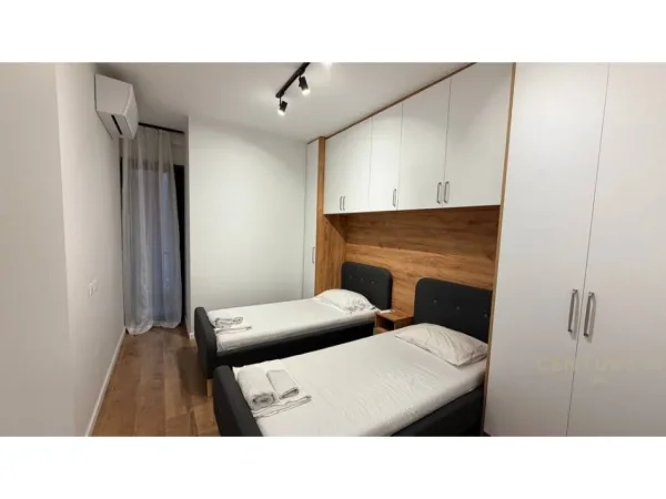 Tirane, shes apartament 2+1+Aneks+Ballkon Kati 6, 97 m² 242.000 € (Kompleksi Arlis, Farmacia 10)