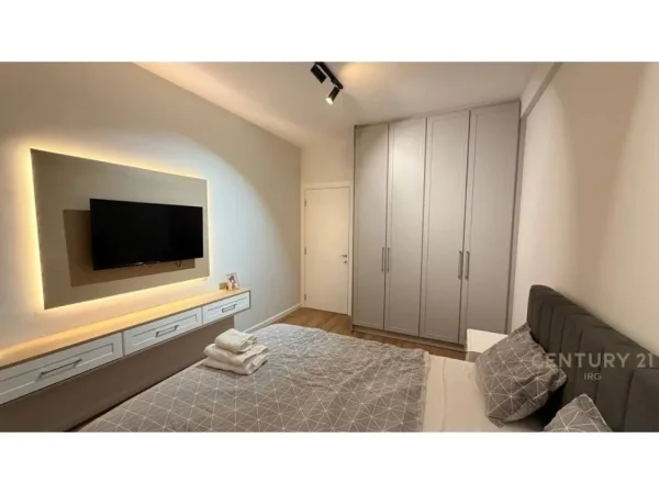 Tirane, shes apartament 2+1+Aneks+Ballkon Kati 6, 97 m² 242.000 € (Kompleksi Arlis, Farmacia 10)