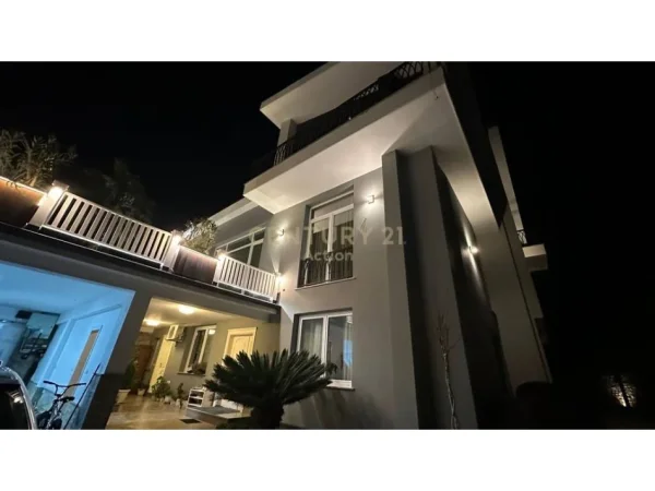 Tirane, jepet me qera , 10.000 € (Tufine, Rruga e Arbrit)