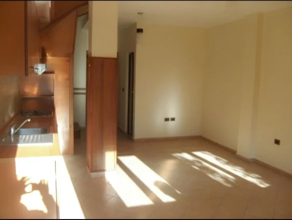 Tirane, shitet Vile 3 Katshe Kati 3, 388 m² 850.000 € (don bosko)