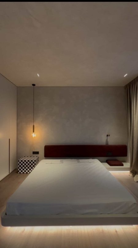 Tirane, jepet me qera apartament 1+1+Aneks+Ballkon Kati 6, 150 m² 2.000 € 