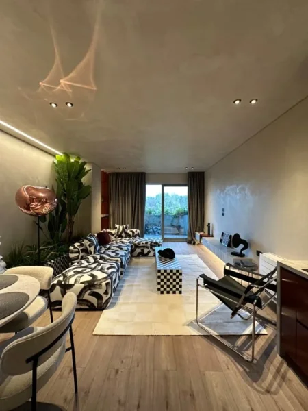 Tirane, jepet me qera apartament 1+1+Aneks+Ballkon Kati 6, 150 m² 2.000 € 