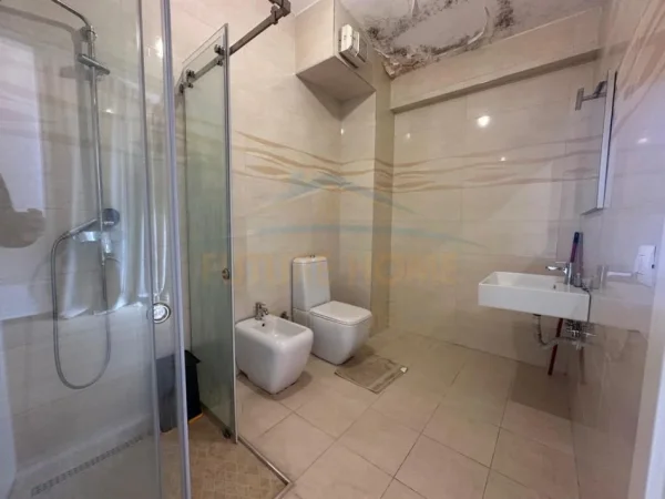 Tirane, shitet apartament+verande | Penthouse Dublex Kati 6, 562 m² (Liqeni thate)