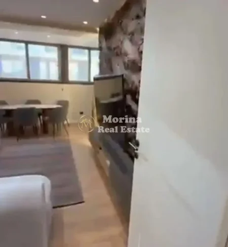 Tirane, jepet me qera apartament 2+1 Kati 8, 120 m² 1.500 € (RRuga e Durresit)