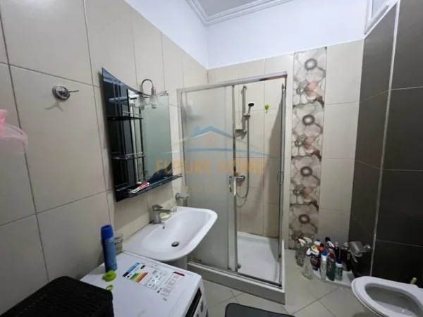 Tirane, jepet me qera apartament 2+1 Kati 6, 111 m² 750 € (BULEVARDI GJERGJ FISHTA)