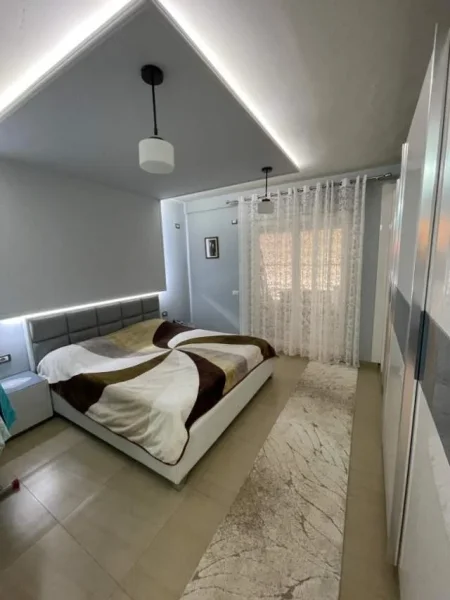 Tirane, shes apartament 3+1+A+BLK Kati 4, 200 m² 245.000 Euro (fresk)