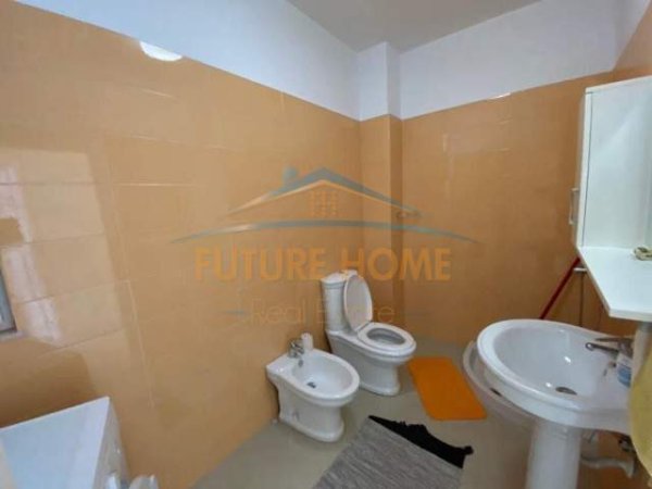 Tirane, jap me qera apartament 3+1 Kati 3, 110 m² 700 Euro (Kodra e Djellit 1)