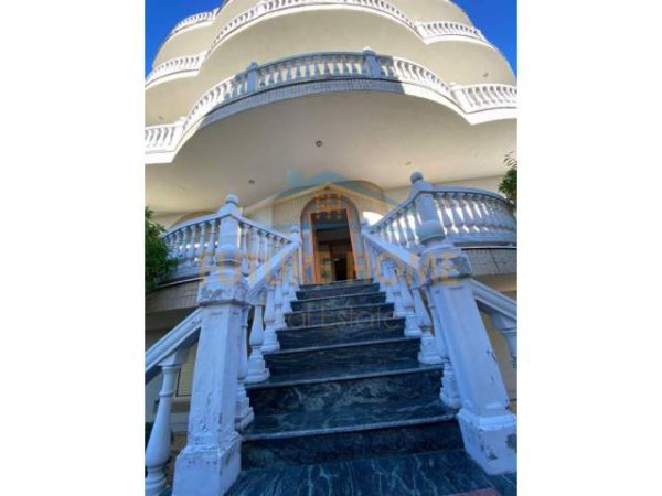 Shitet, Vilë, Kodra E Priftit, Tiranë. 495,000 € ID: OPP+23802