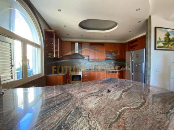 Shitet, Vilë, Kodra E Priftit, Tiranë. 495,000 € ID: OPP+23802