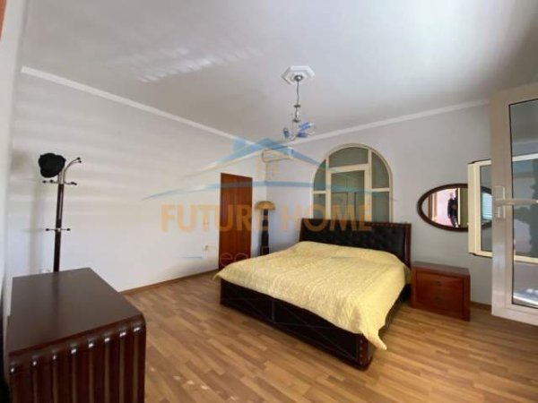 Shitet, Vilë, Kodra E Priftit, Tiranë. 495,000 € ID: OPP+23802