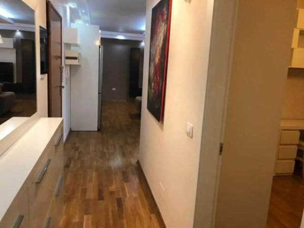 Tirane, jap me qera apartament 2+1+BLK Kati 2, 105 m² 650 Euro (Lliqeni That)