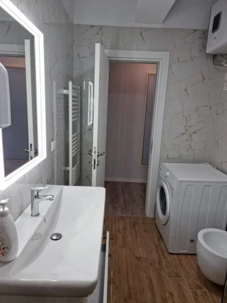 Tirane, shitet apartament 3+1 Kati 3, 149 m² 2.700 Euro/m2 (Kodra e Diellit)