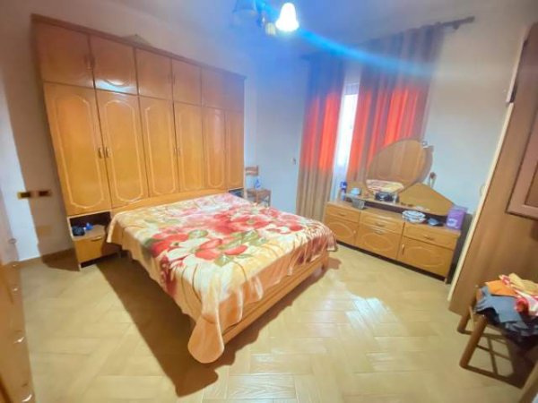 Tirane, shes Vile 3 Katshe Kati 3, 359 m² 270.000 Euro (Kamez)