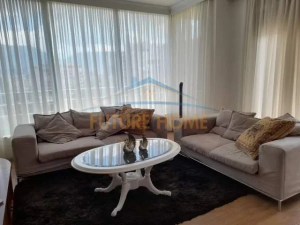 Tirane, jap me qera apartament 2+1+BLK Kati 7, 117 m² 750 Euro (Bllok)