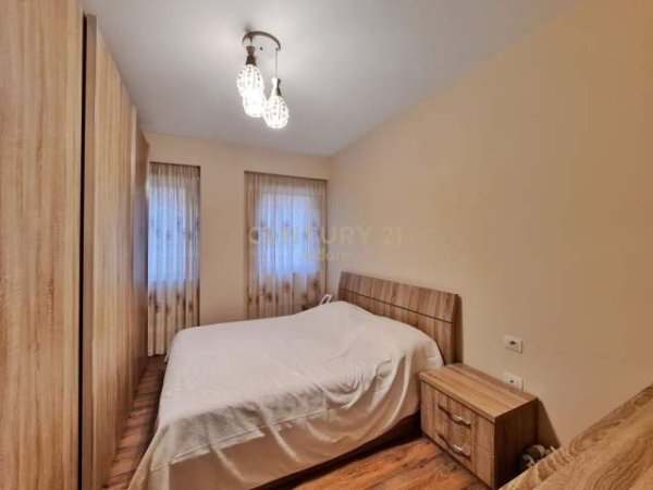 Tirane, shitet apartament 2+1+BLK Kati 3, 93 m² 145.000 Euro (Kodra e Diellit)