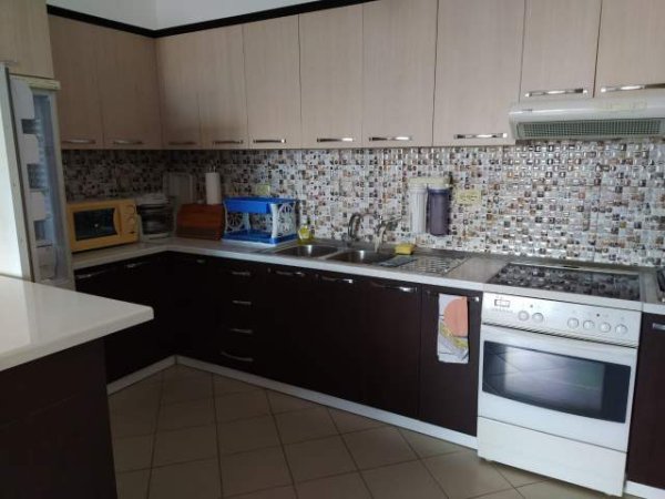 Tirane, jepet me qera 2+1+BLK Kati 8, 105 m² 40.000 Leke