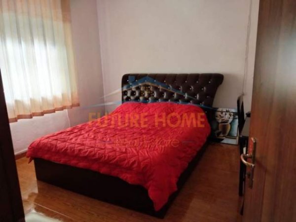 Tirane, jap me qera shtepi 4+1+A+BLK Kati 1, 158 m² 1.000 Euro (21 dhjetori)